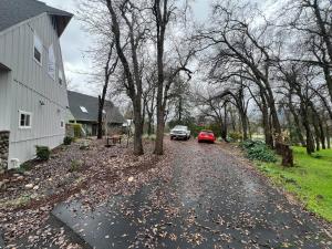 Montgomery Apartment