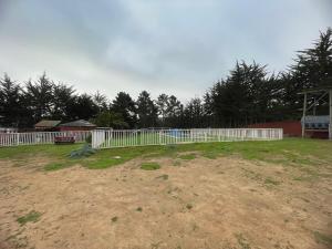 Cabaña con Piscina y Quincho en Laguna Verde