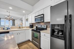The Inn At Crystal Beach #510b