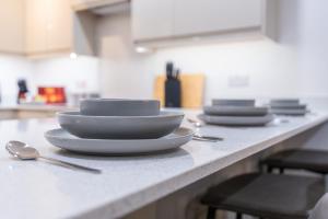 Modern 3 Bed House near Stratford & Excel - Sleeps 8 Guests