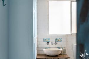 Kangaroo Sanctuary Studio