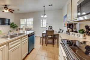 Suburban San Antonio Stay Near Parks & Hospitals