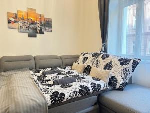 Modern Home Close metro Anděl and Vltava River