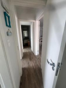 Apartamento completo a 100 metros da praia