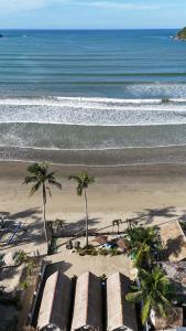 Kubotique Beachfront Staycation