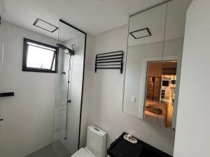 Vista Mar & Conforto | Flat Moderno com Suíte King