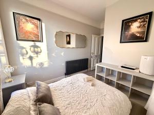 Immanuel House - Modern Luxury Victorian Home 1872 - Free Parking & SuperFast Fibre Optic WiFi