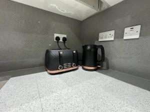 London 1 bed Luxe flat Ilford Beautiful