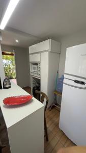 Casa maravilhosa no canal da barra da lagoa