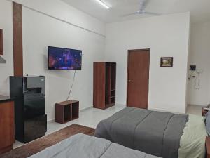 Apartment 5 min from airport, WiFi, Self Check-in