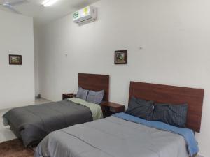 Apartment 5 min from airport, WiFi, Self Check-in