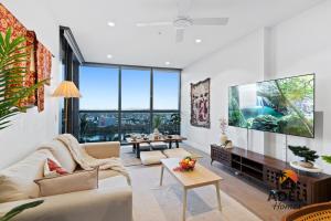 Tokyo Calm Elegant CBD Escape at Queens Wharf