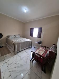 Casa com piscina próxima a praia