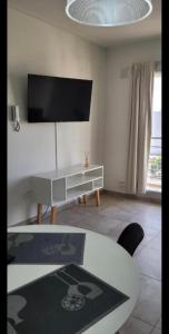 Departamento de un dormitorio con cochera