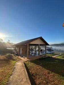 สวนไร่รุ่งอรุณ Suan Rai Rungarun