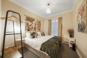 Spacious Modern 3 Bed Apartment in Hendon NW4