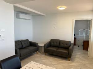 Beachside & Jetty View Apartment 5 - Harbour Master Apt