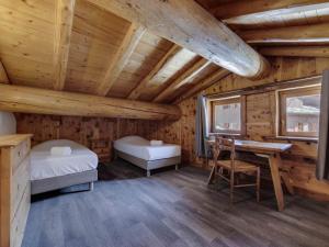 Chalet spacieux duplex au cœur du Vieux Village, proche des pistes - FR-1-862-4