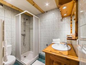 Chalet spacieux duplex au cœur du Vieux Village, proche des pistes - FR-1-862-4