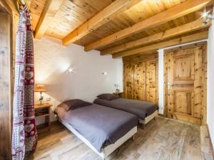 Chalet spacieux duplex au cœur du Vieux Village, proche des pistes - FR-1-862-4