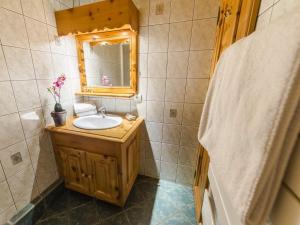 Chalet spacieux duplex au cœur du Vieux Village, proche des pistes - FR-1-862-4