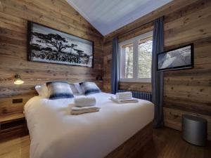 Chalet de charme 3 chambres à Val-dIsère, proche centre et pistes - FR-1-862-8