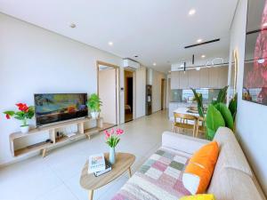 The Sóng Vũng Tàu Infinity Pool Seaside Apartment