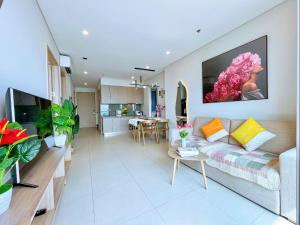 The Sóng Vũng Tàu Infinity Pool Seaside Apartment