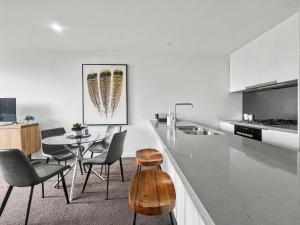 Skyline Luxe Southbank Level 22