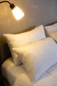 LowZ Staycation - Dien Hong Saigon HCM