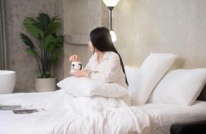 LowZ Staycation - Dien Hong Saigon HCM