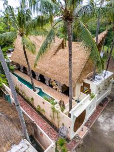 THE WHITE SHELL Luxurious Glamping Villa