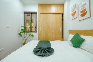 The Setai Apartments Linh Lang by XÔI Residences