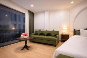 Laverne Boutique - 03 Huỳnh Khương Ninh