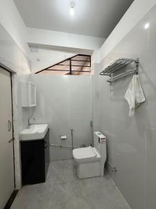 Tinhenrics Modern 2BHK Near Bhutan Gate