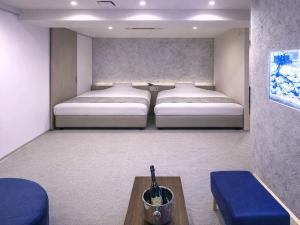 Hotel THE Grandee Shinsaibashi Namba