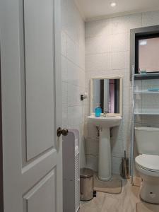 Daily rent - First floor House Room