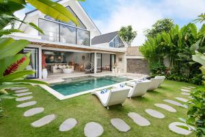 Villa La Joie 4 BR Villa Near Canggu