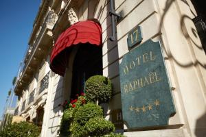 Hotels Hotel Raphael : photos des chambres