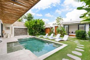 Villa La Joie 4 BR Villa Near Canggu