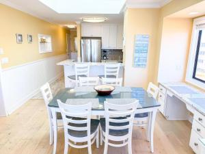 Tilghman Beach and Racquet Club 308