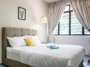 Cozy Corner PataniRoad 14 pax Georgetown