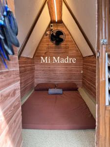 Mi Familia Mi Madre Fan room