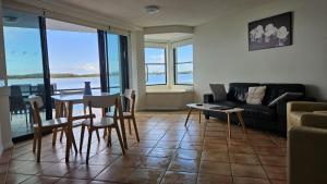 Warterfront Apartments Caloundra