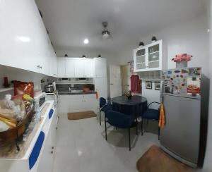 Hayes HomeStay