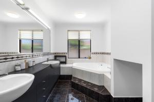 The Monaco Family Retreat - A Sepal Stay
