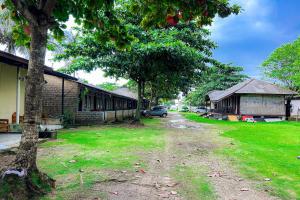RedDoorz at Pondok Alief near Pantai Ujung Genteng 3