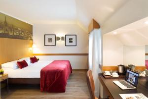 Junior Suite room in Starhotels Tourist