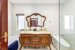 The Luxe Pavilion - Chatswood Edition