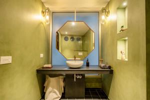 Malkin House 2BHK Villa with Private Pool & Garden, Nerul